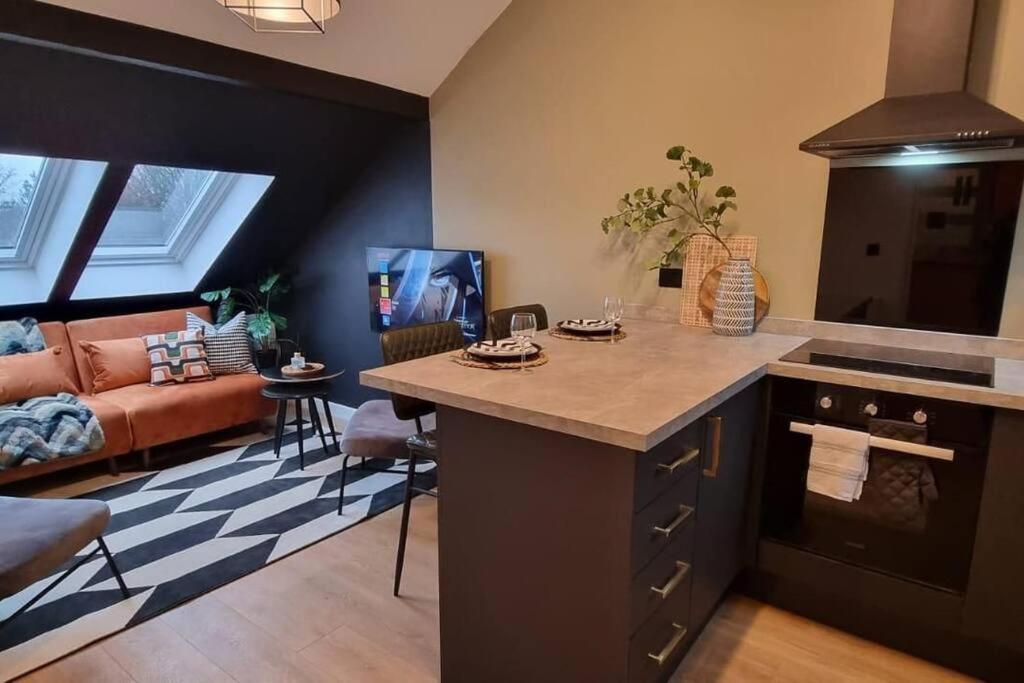 Super Stylish Apartment In Urmston Flat 3 Exteriér fotografie